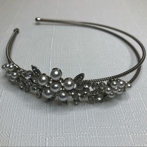 Faux-crystal/pearl headband